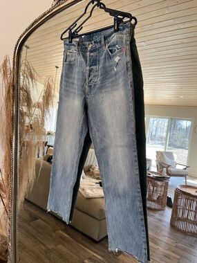 GAP Women's cheeky Straight high rise Leg Jean